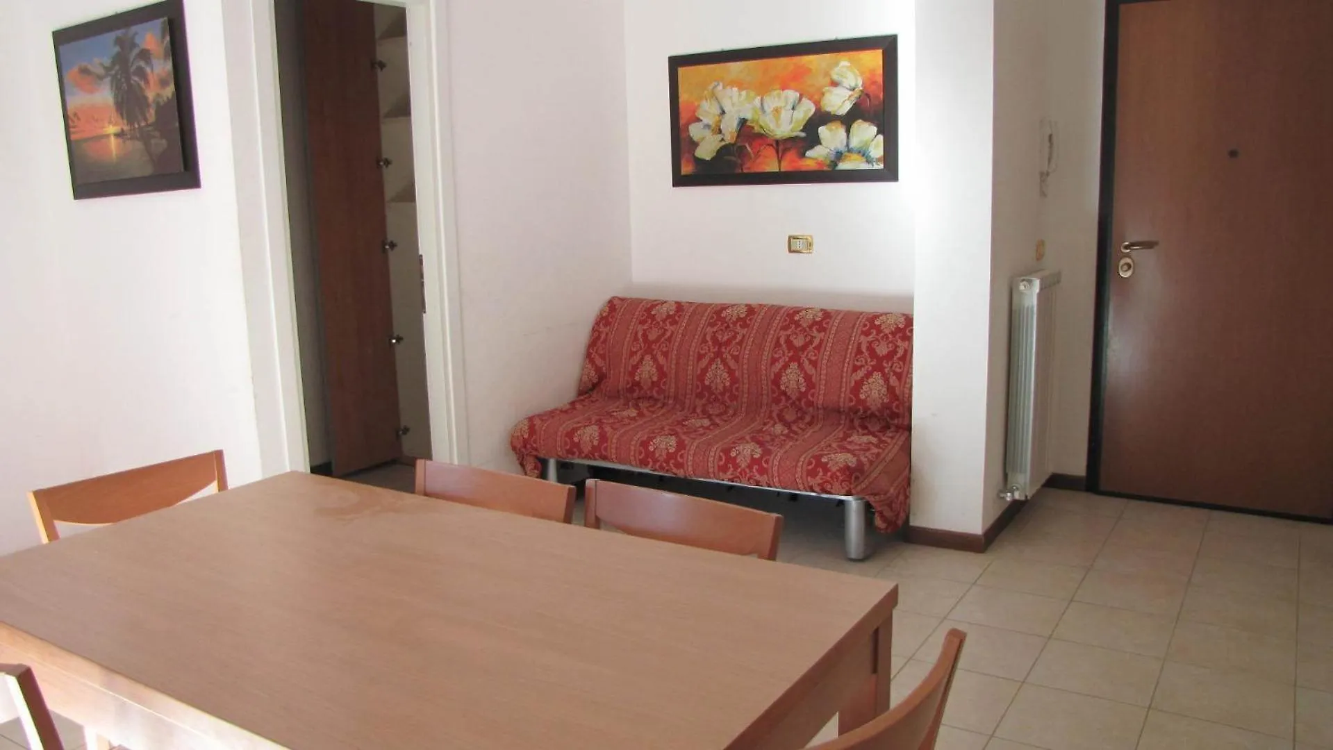 Residence Milan Caorle Apartmán