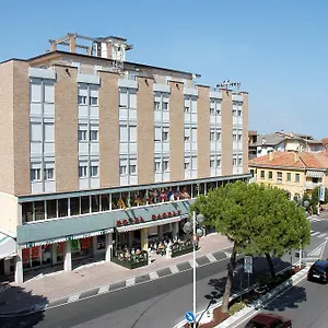 Appartamento Quali sono i migliori hotel vicino a Santuario della Madonna dell'Angelo?, Caorle