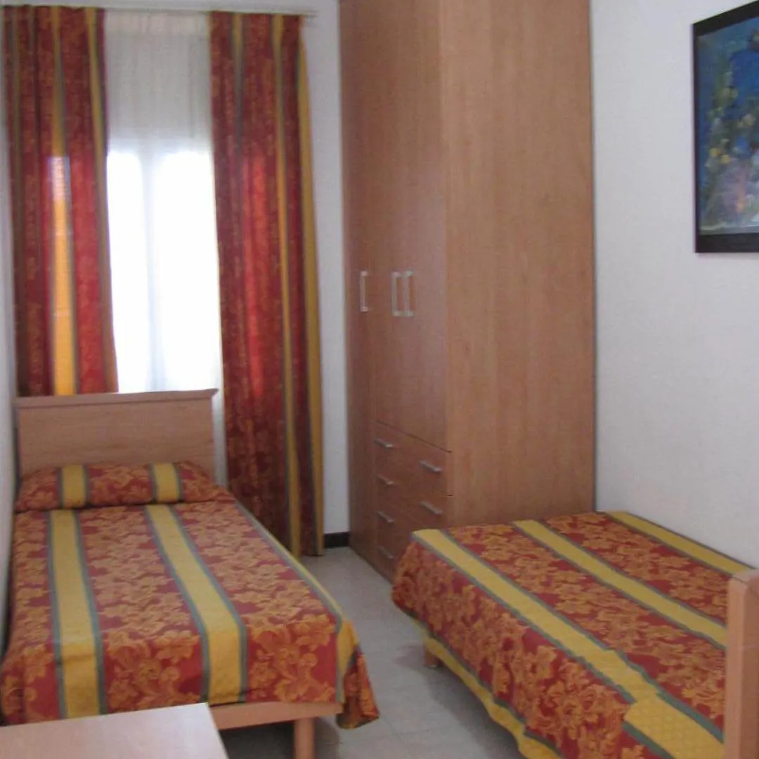 Residence Milan - Agenzia Arcobaleno Caorle 0*,