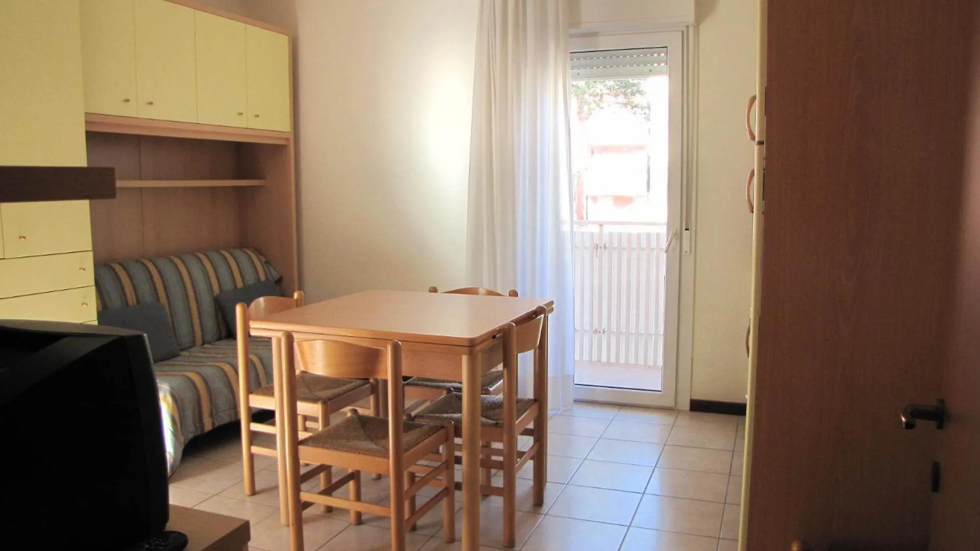 Apartment Residence Milan - Agenzia Arcobaleno Caorle Italy