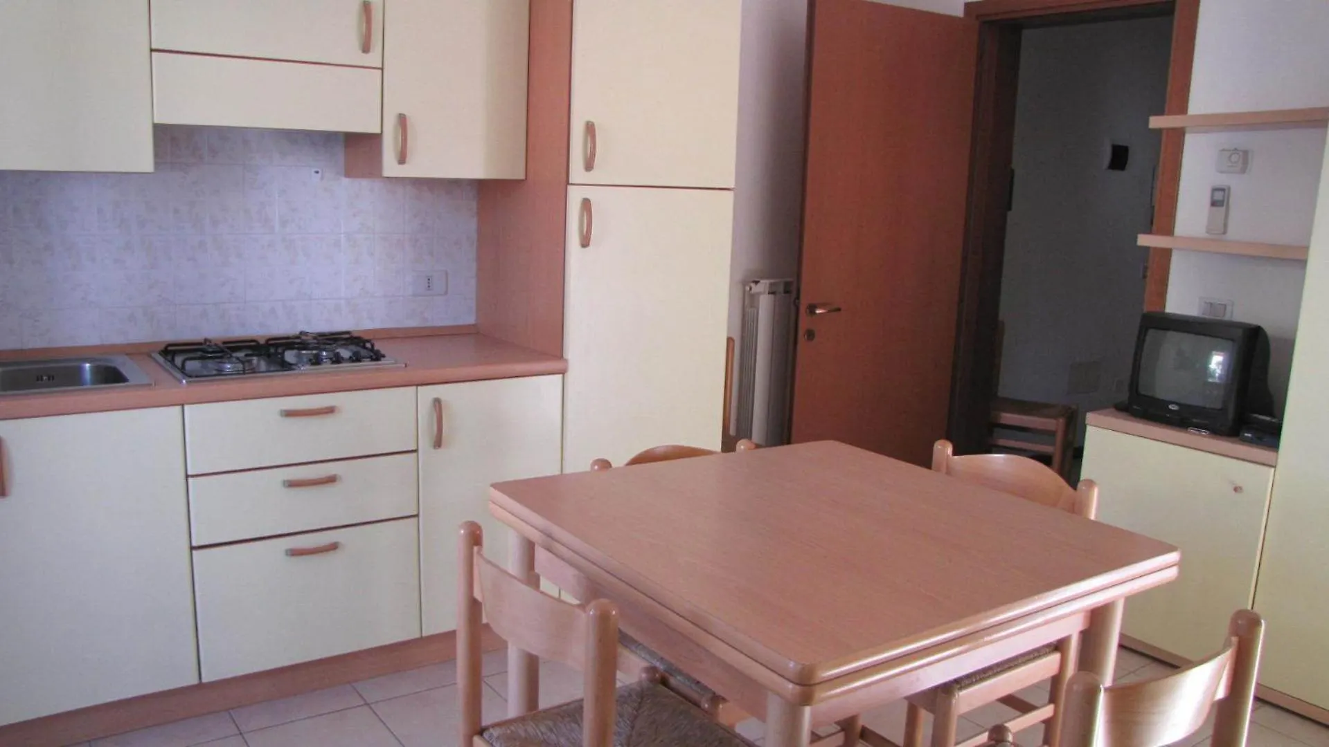 Residence Milan - Agenzia Arcobaleno Caorle Apartment