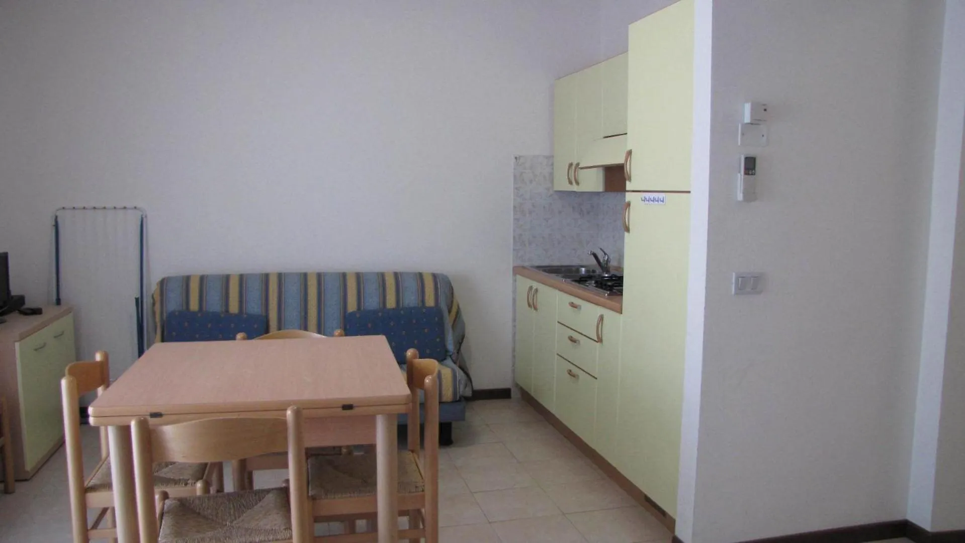 Apartment Residence Milan - Agenzia Arcobaleno Caorle Italy