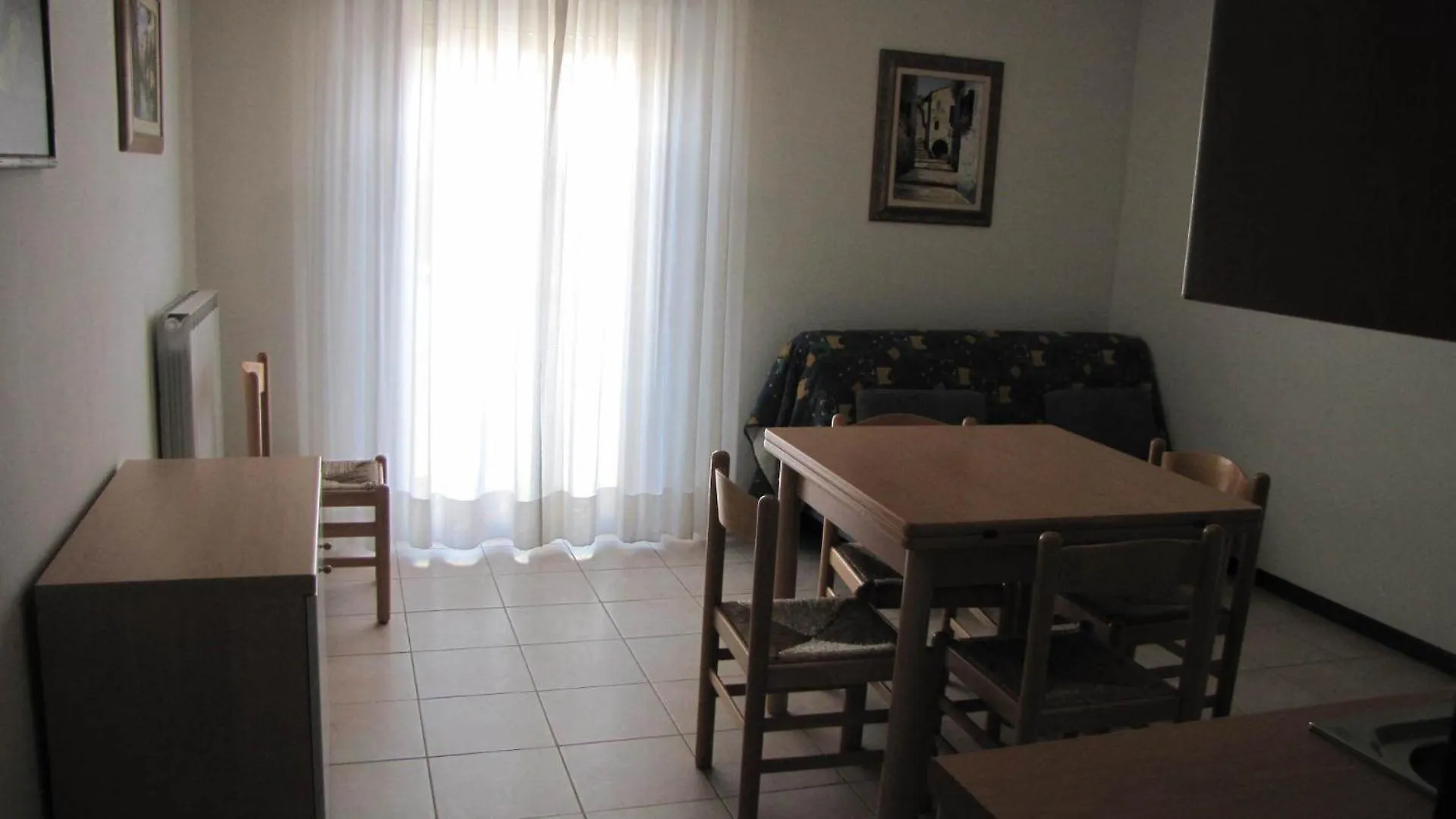 Residence Milan - Agenzia Arcobaleno Caorle