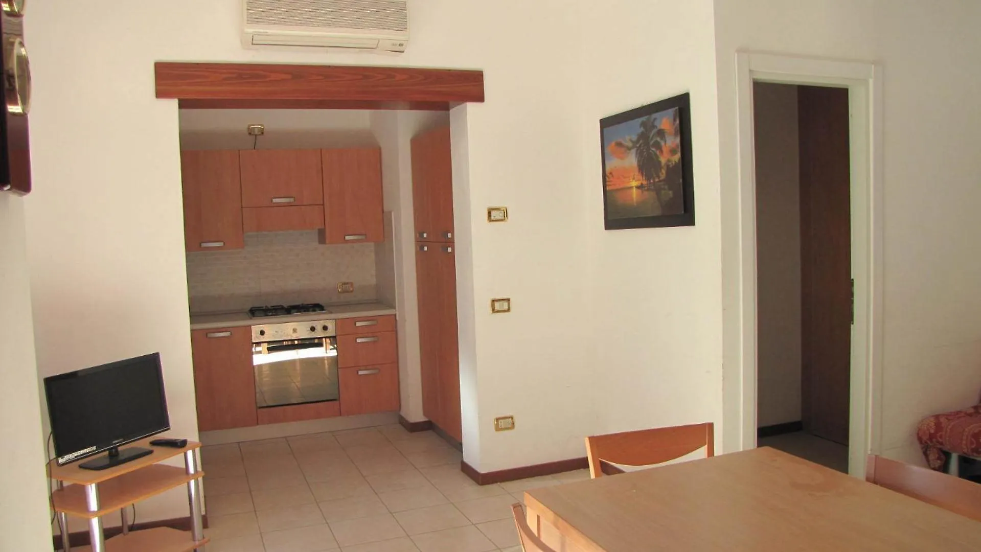 Residence Milan - Agenzia Arcobaleno Caorle
