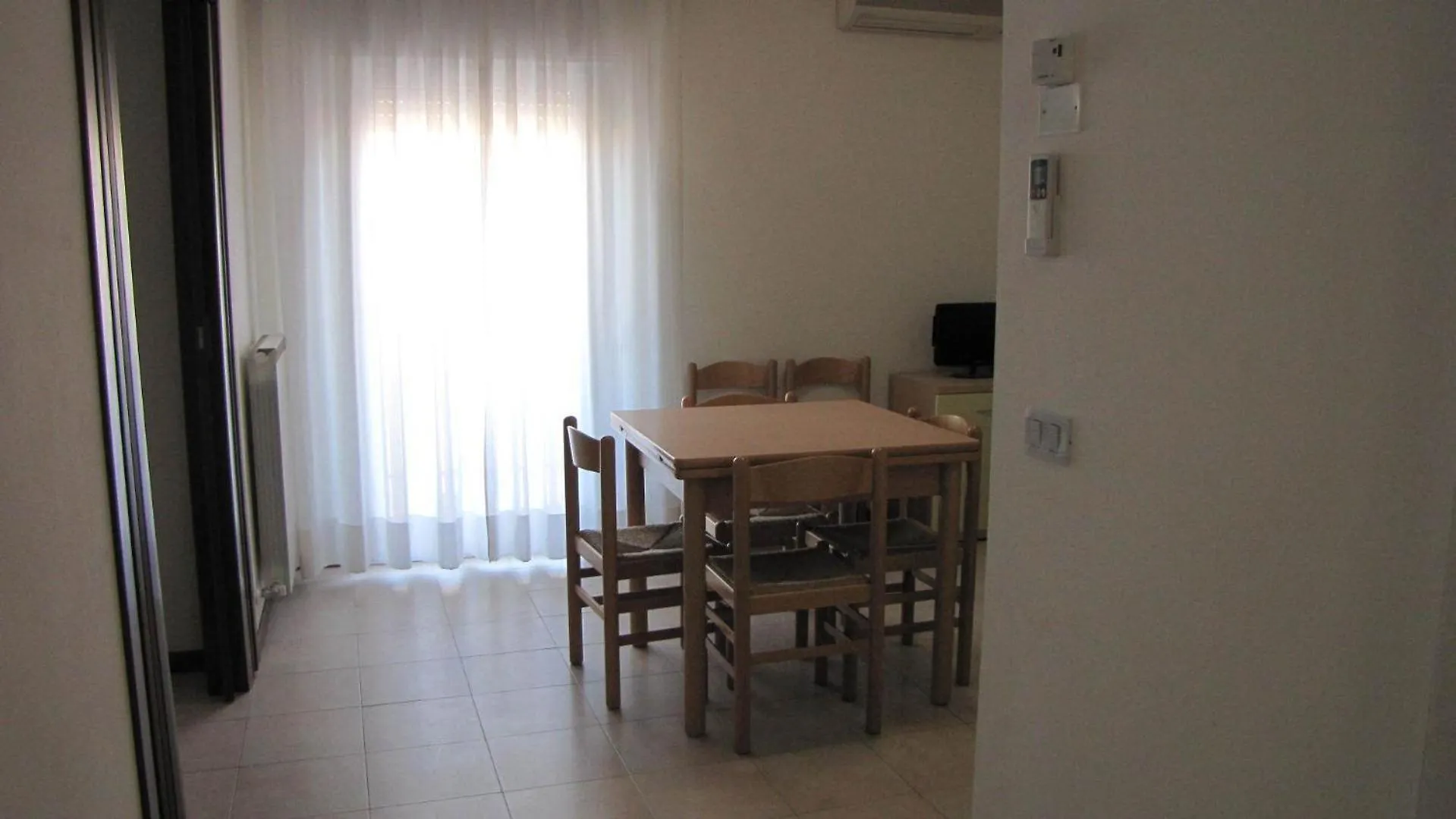 Residence Milan - Agenzia Arcobaleno Caorle Italy